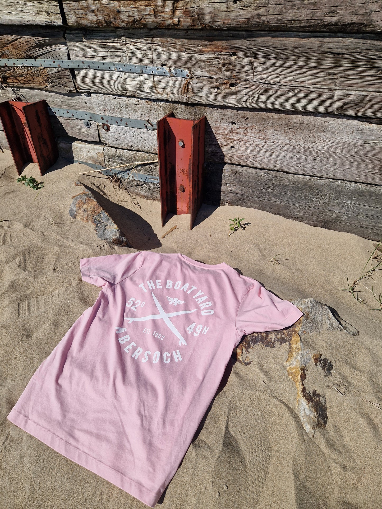 Crossed Surf Design T-Shirt, Pink