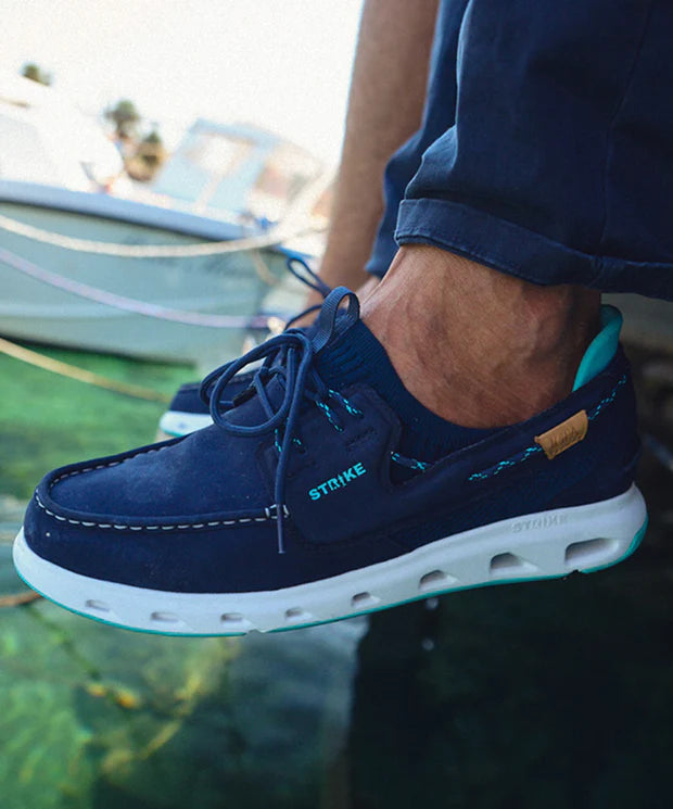 Strike Silvertip Boat Shoe - Navy