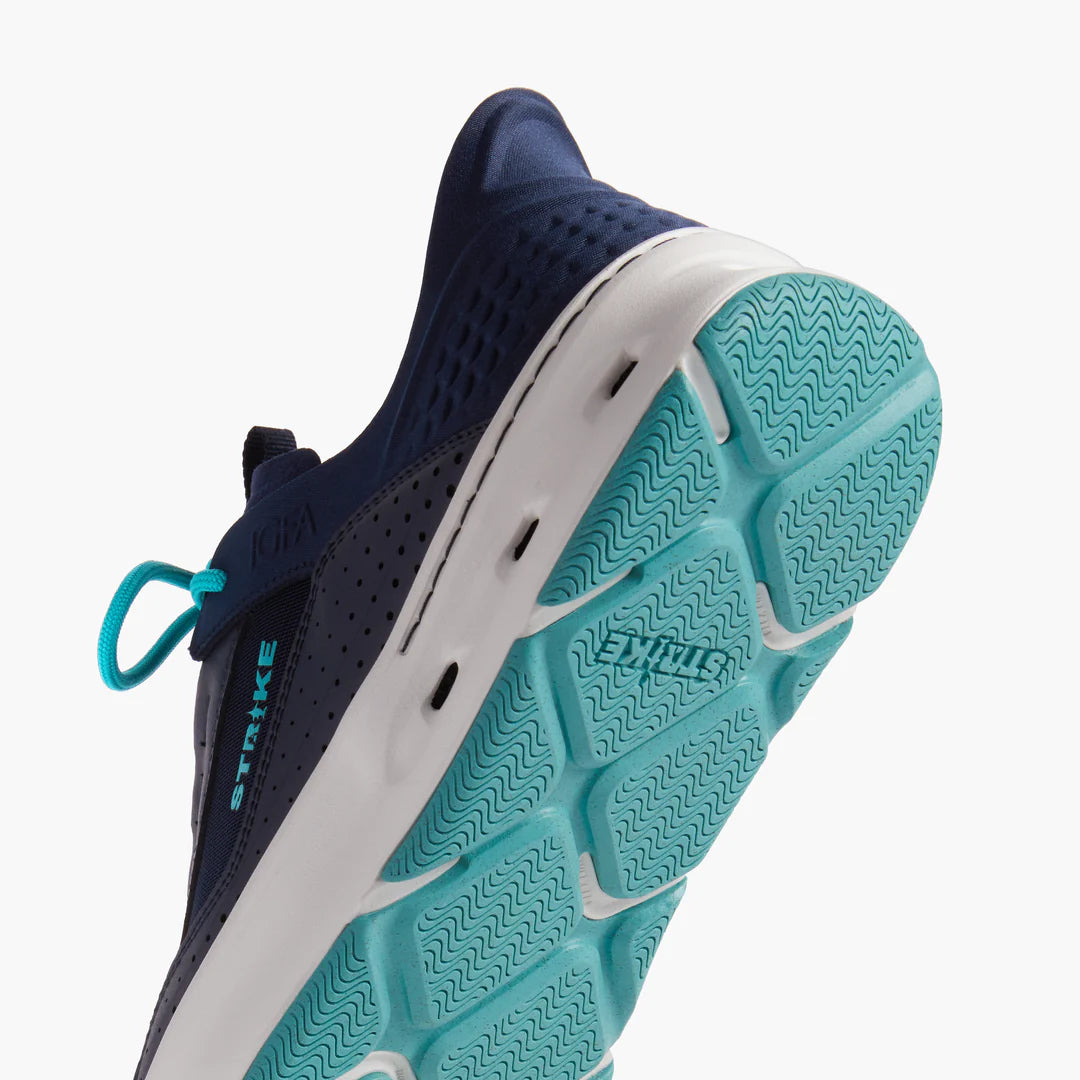 Strike Bluefin Lace Sneaker - Navy