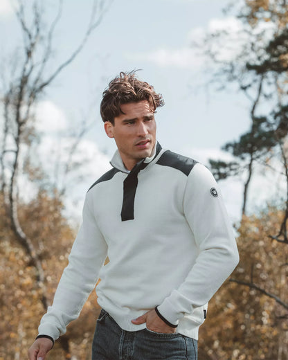 Eskil T Neck 1/4 Zip Windproof, Off White